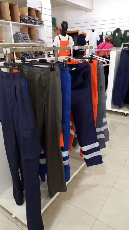 Calça de Serviço